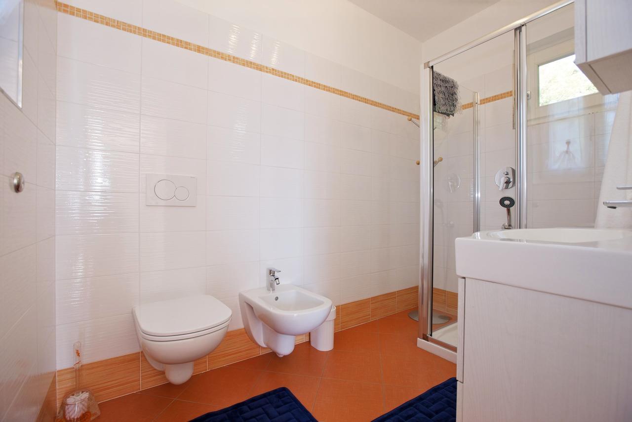 La Tranquillita Apartment Oggebbio Luaran gambar
